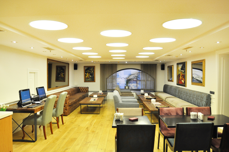 Food & Drinks 5, Pera Tulip Hotel & SPA, Beyoğlu