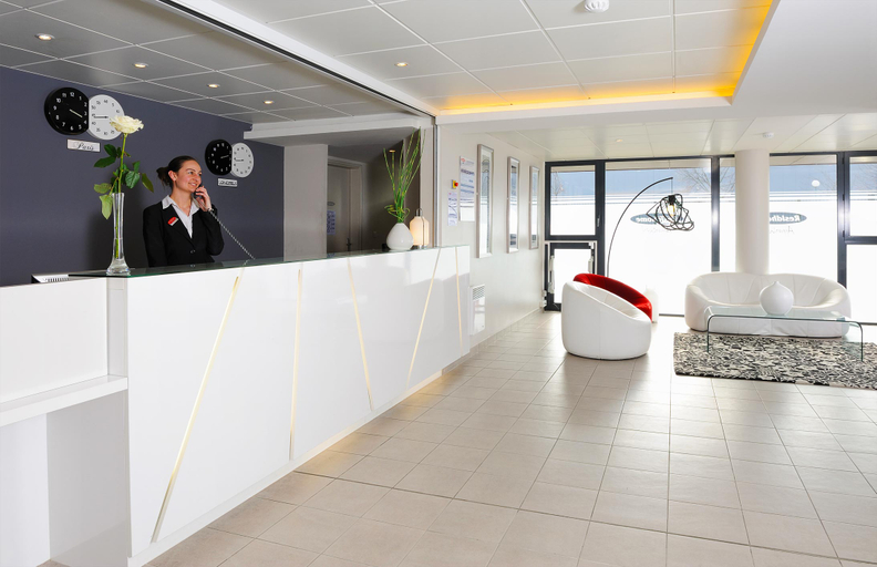 Public Area 2, Residhome Carrieres La Defense, Yvelines