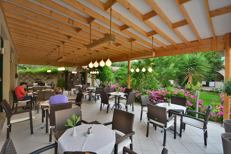 Food & Drinks 4, Agrilia Hotel, Ionian Islands