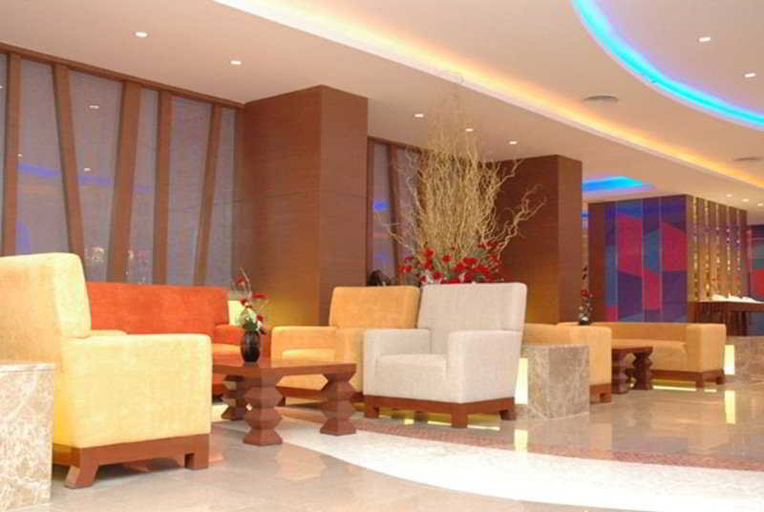 Public Area 2, Hip Bangkok, Din Dang