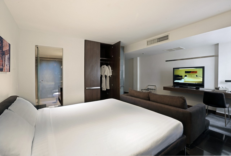 Bedroom 25