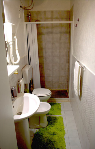Bathroom 3, Vacanze Cassibile, Syracuse