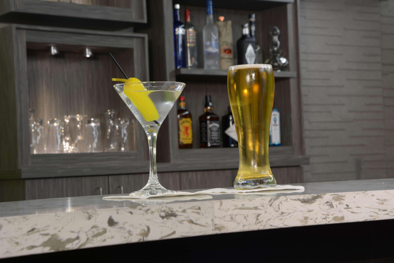 Food & Drinks 5, Best Western Plus Austin Central, Travis
