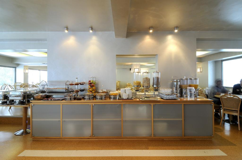 Food & Drinks 3, Maniatis Hotel, Peloponnese