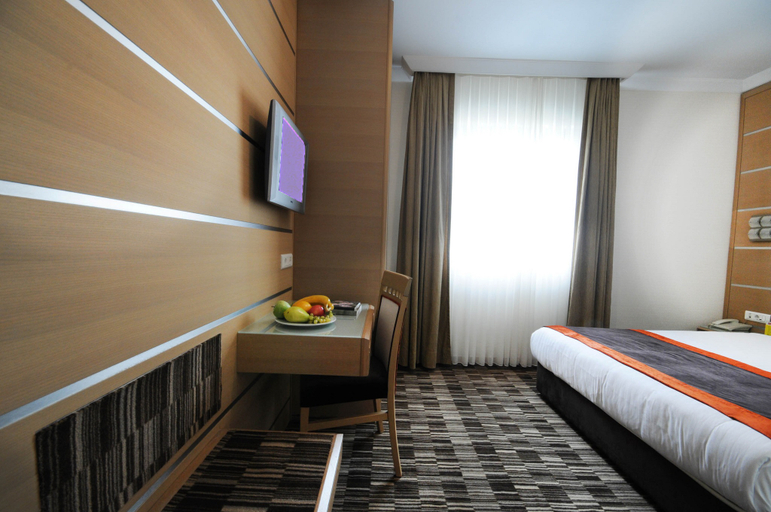 Bedroom 2, SV Business Hotel Taksim İstanbul, Beyoğlu
