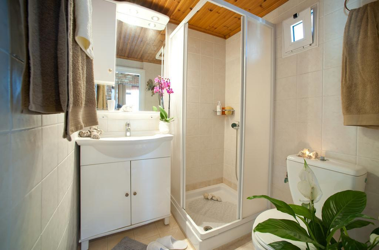 Bathroom, Hotel Sirena Beach, Ionian Islands