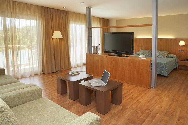 Bedroom 3, RVHotels Nautic Park, Girona