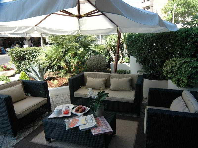 Others 5, Hotel Regina Fronte Mare, Rimini