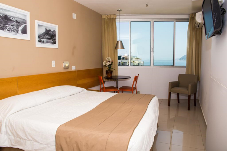 Bedroom 4, Atlantis Copacabana Hotel, Rio de Janeiro