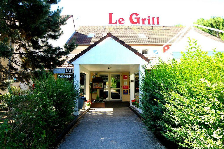 Exterior & Views, Comfort Hotel Lons-le-saunier, Jura
