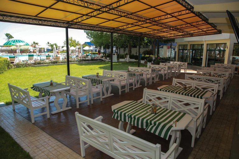 Food & Drinks 4, Slavyanski, Nesebar