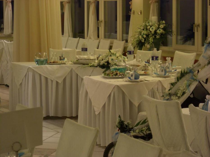 Food & Drinks 5, Hermes, South Aegean