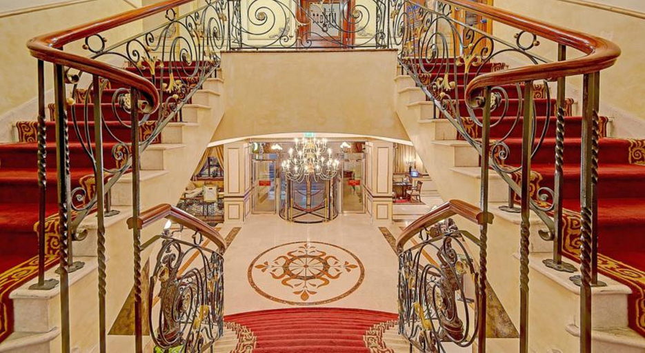 Public Area 4, Royal Ascot Hotel, Dubai