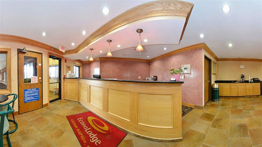 Public Area 2, Econo Lodge Cedar Rapids, Linn