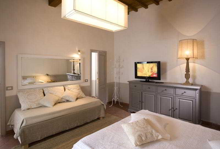 Bedroom, Mamo Florence - Zalinda Aparment, Florence