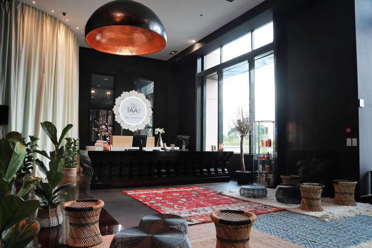 Public Area 4, Hilton Evian-les-Bains, Haute-Savoie