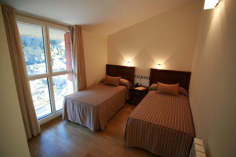 Bedroom 3, L'Obaga Blanca