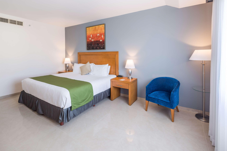 Bedroom 3, Wyndham Garden Playa del Carmen, Cozumel