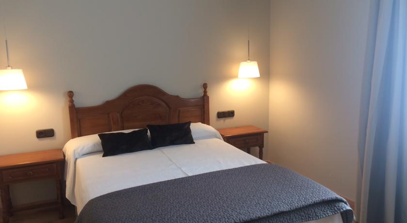 Bedroom 3, Picos de Europa, Asturias