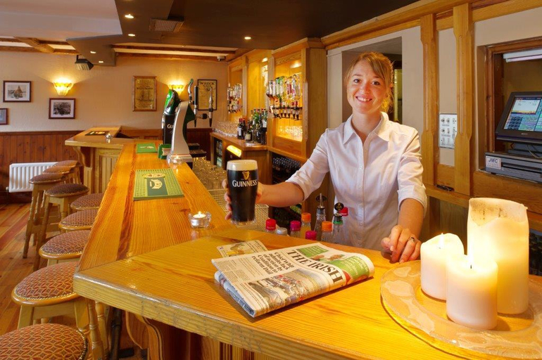 Public Area, Hylands Burren Hotel