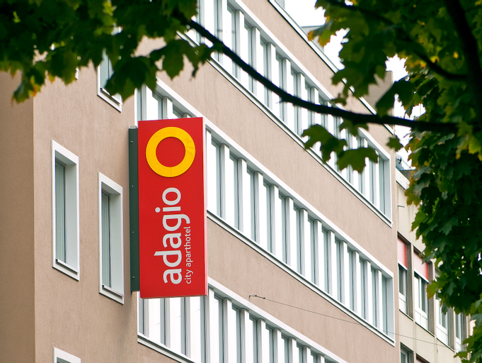 Aparthotel Adagio Basel City, Basel