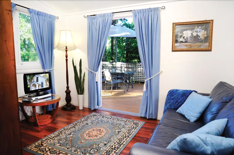 Bedroom 2, Clouds on Beechmont, Tamborine Mountain