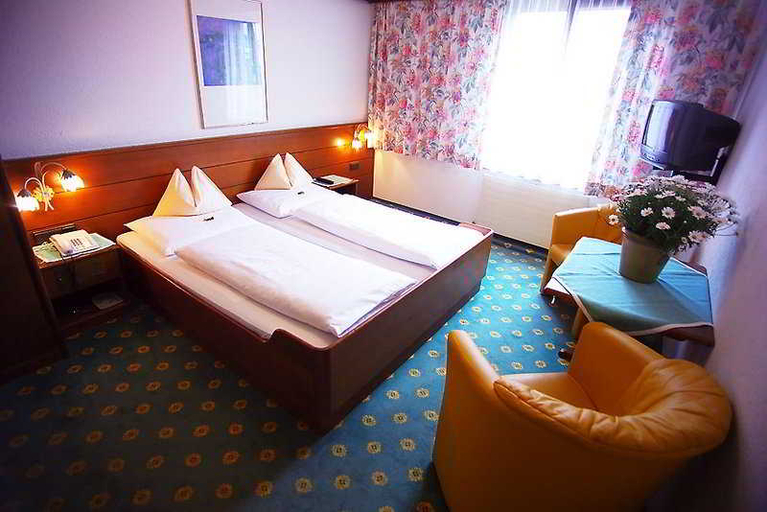 Bedroom 2, Maximilian, Innsbruck