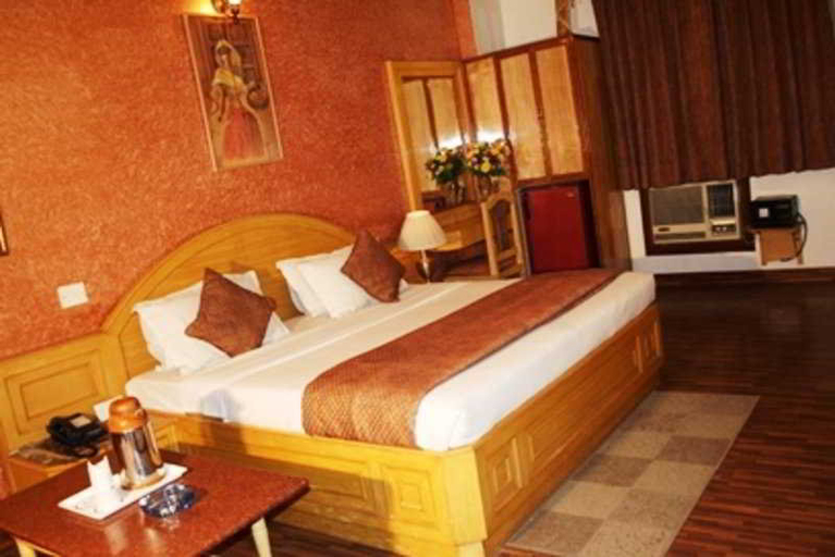Bedroom 3, Hotel Rahul Palace, Delhi