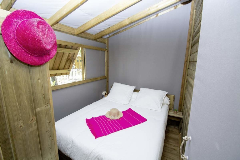 Bedroom 3, Camping les Restanques, Var