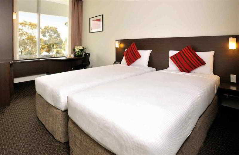 Exterior & Views 4, ibis Melbourne Glen Waverley, Melbourne