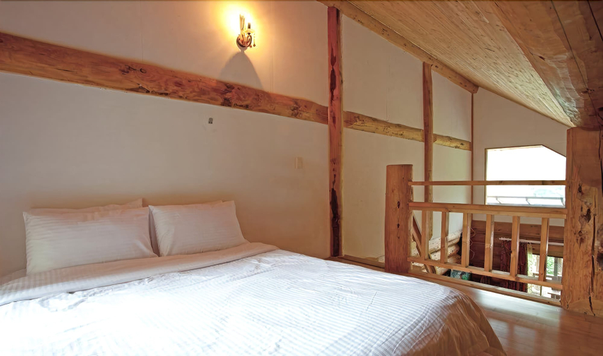 Bedroom 2, Maru Pension, Gapyeong