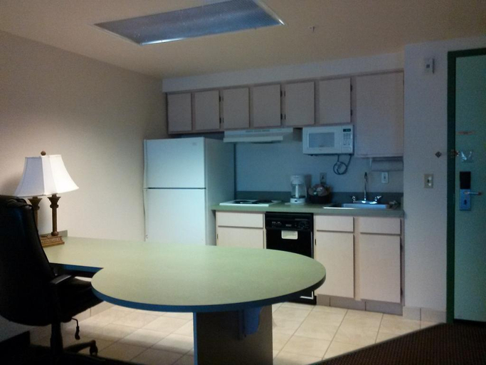 Exterior & Views 2, Mainstay Suites Fort Myers, Lee