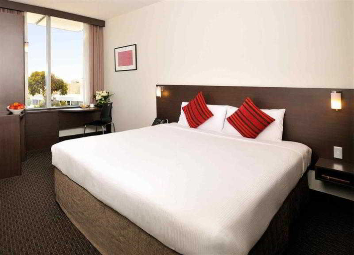 Exterior & Views 4, ibis Melbourne Glen Waverley, Melbourne