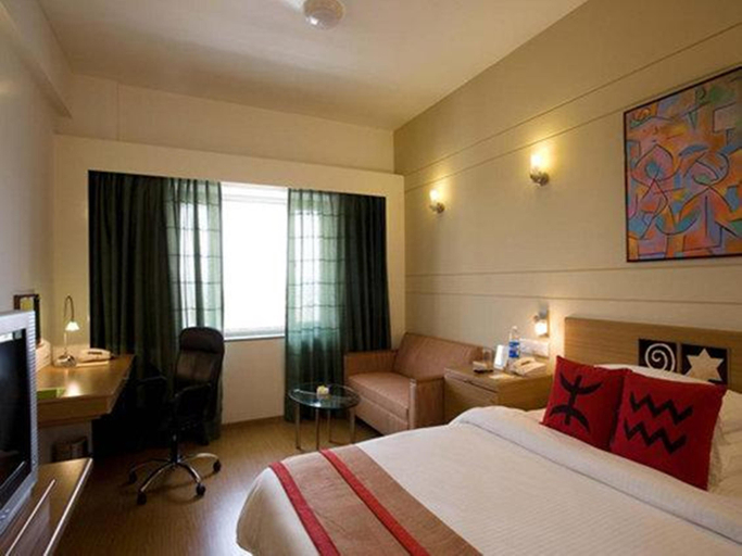 Bedroom 4, Lemon Tree Hotel East Delhi Mall, Gautam Buddha Nagar