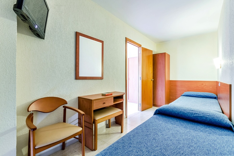 Bedroom 5, Hotel Mar Blau, Barcelona