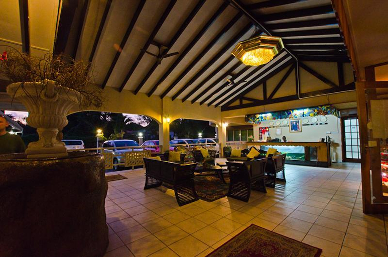 Public Area 2, Coco D'Or