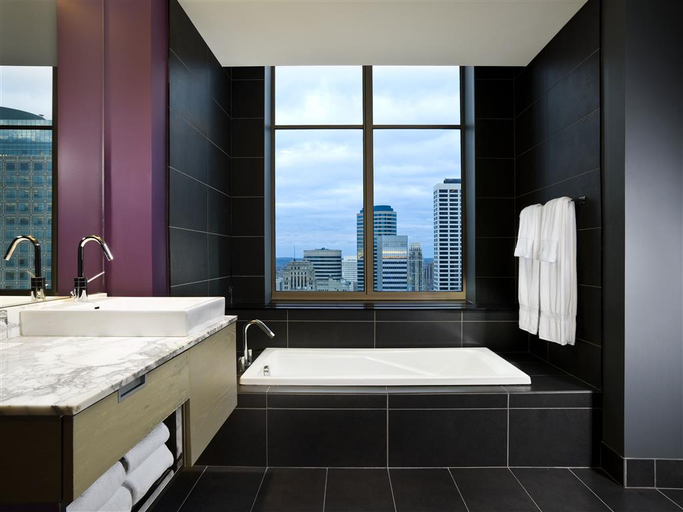 Bathroom 4, W Minneapolis - The Foshay, Hennepin
