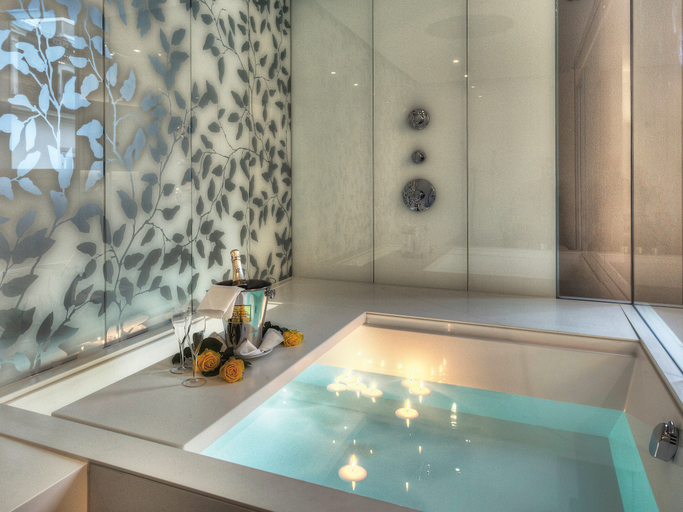 Bathroom 5, Seehotel Waldstätterhof, Schwyz