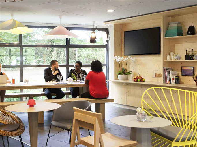 Public Area 3, B&B HOME Vélizy, Yvelines
