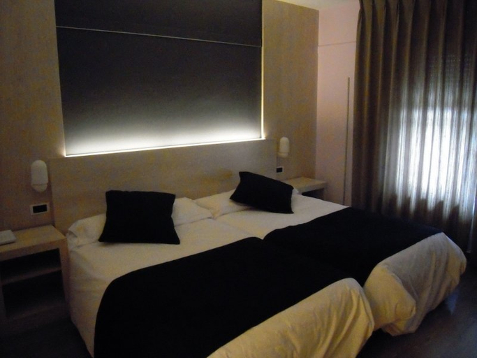 Bedroom 3, Hotel Spa Rio Ucero, Soria