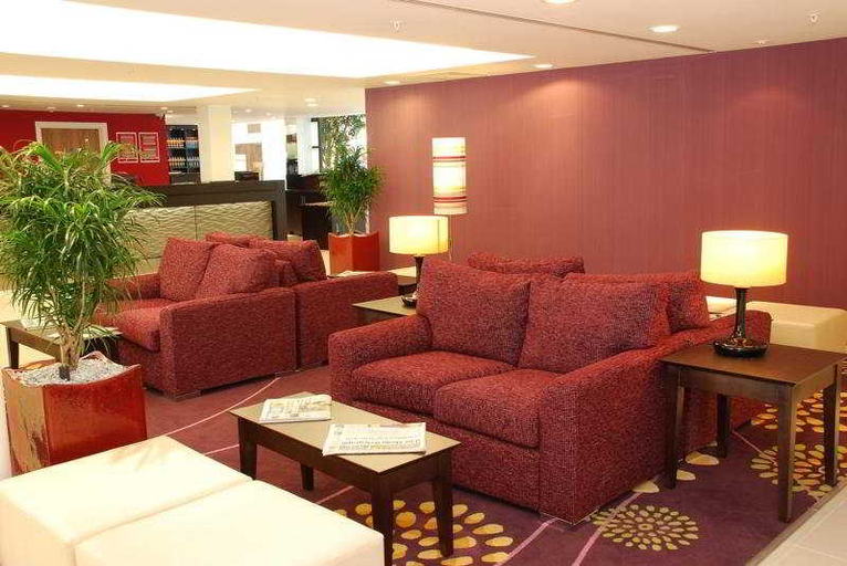 Public Area 4, Courtyard by Marriott London Gatwick Airport, Surrey
