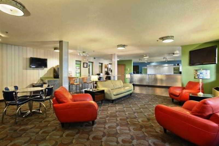 Public Area 2, Ellis Island Hotel, Clark