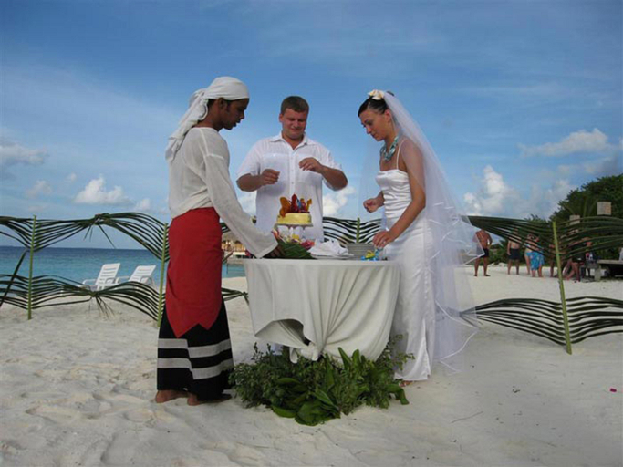 Sport & Beauty 3, Adaaran Select Meedhupparu, Raa Atoll