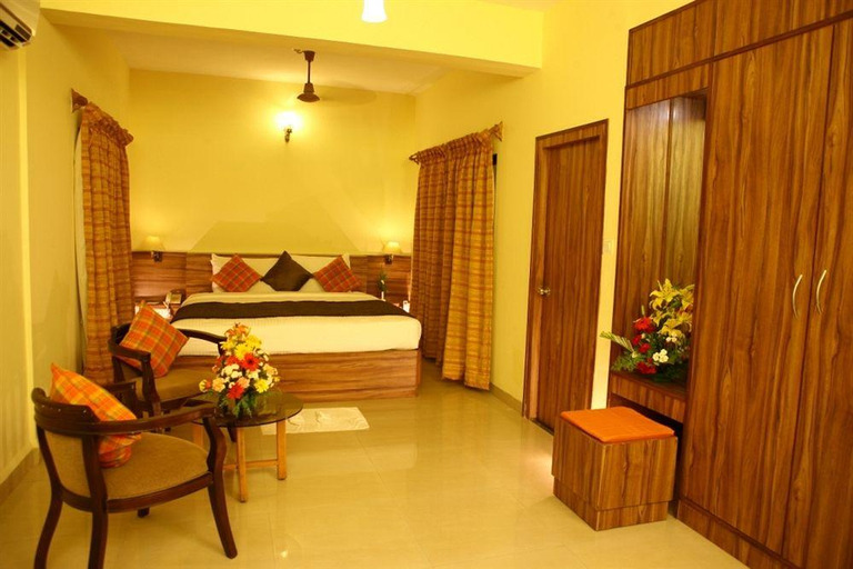 Public Area 3, Hotel Calangute Towers, North Goa