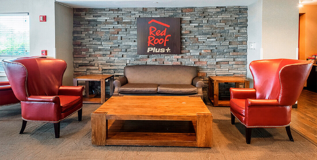 Public Area 2, Red Roof Inn PLUS+ Boston - Logan, Essex
