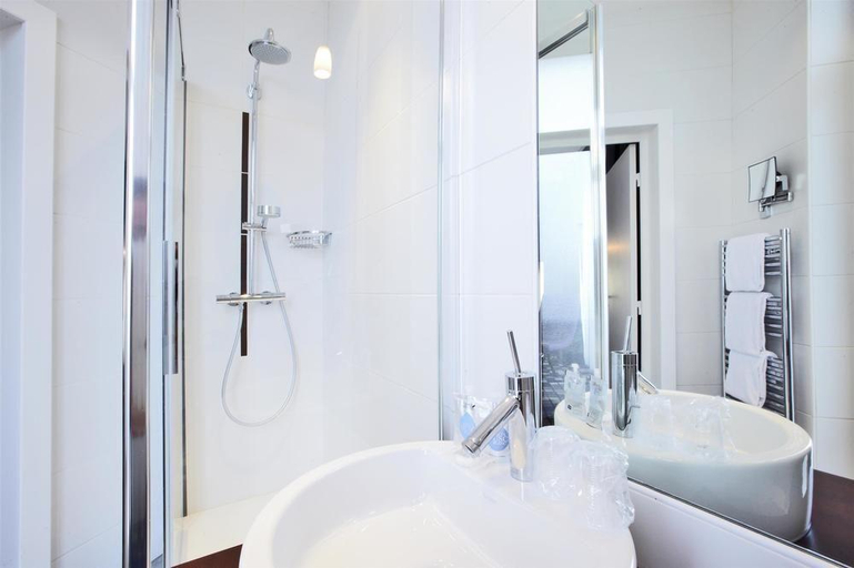 Bathroom 4, Best Western Dijon Centre Gare, Côte-d'Or