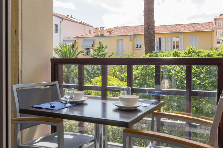 Food & Drinks, Les Citronniers, Alpes-Maritimes