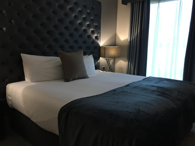 Bedroom 4, TEMP CLOSED The Continental, London