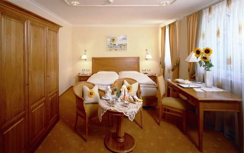 Bedroom, Hotel Aster, Bolzano