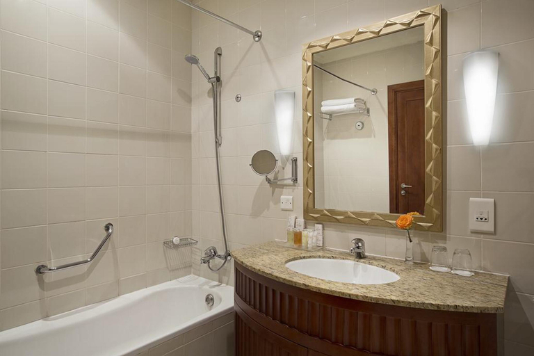 Bathroom 4, City Seasons Suites , Dubai